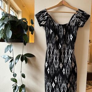 XS Patterned Dress